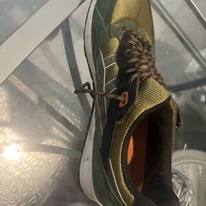 Men's Green and Black Athletic Shoes